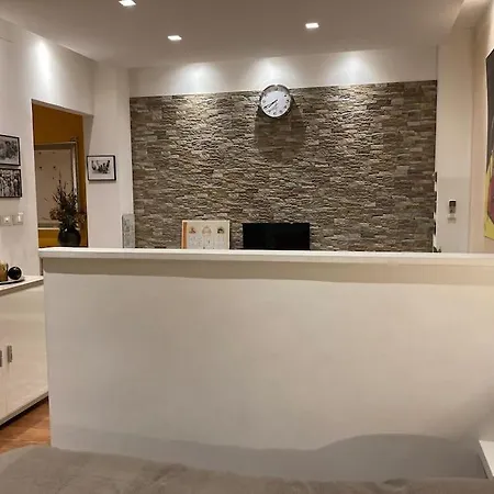 公寓 Windows On The Garden